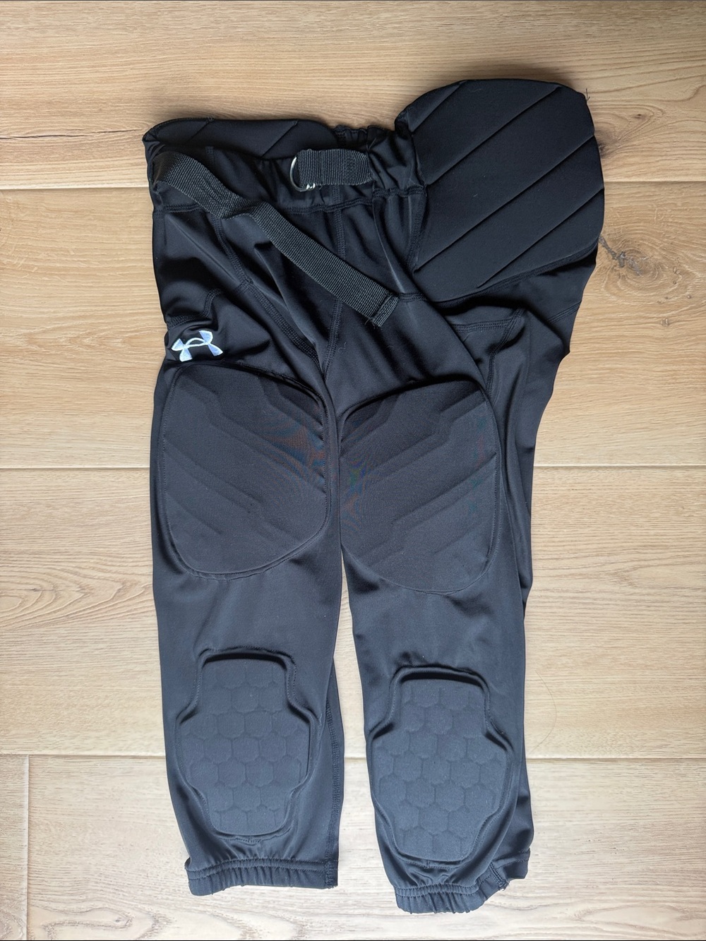 Under Armour 7 Pad Integrated Football Pants